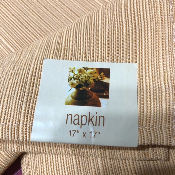 NAPKINS - Picture 1 of 3
